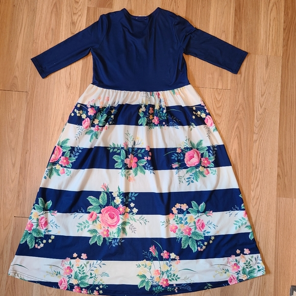 Pixie Girl Dress Girls Size 10/12 - Picture 2 of 3